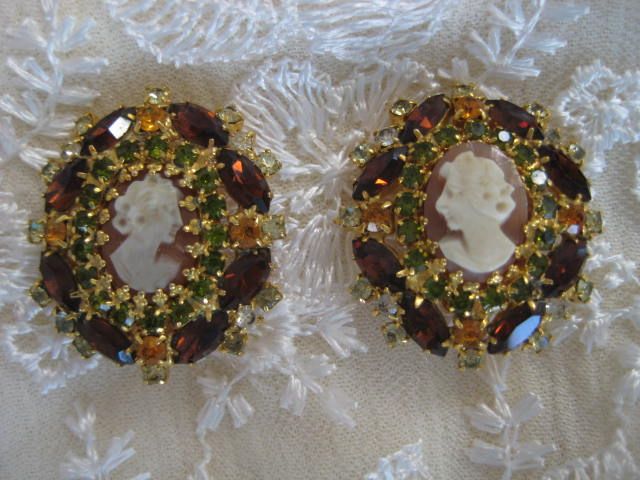 Hobe Cameo Rhinestone Locket Bracelet Earrings Full Parure Hobe Cameo Rhinestone Locket Bracelet Earrings Full Parure