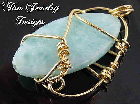 LIGHT GREEN JADE PENDANT – hand-wrapped in 14 Kt gold-fill LIGHT GREEN JADE PENDANT – hand-wrapped in 14 Kt gold-fill