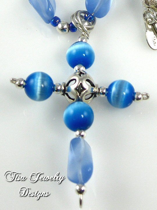 HOPE – Cross and necklace of chalcedony, cat's eye and sterling silver beads HOPE – Cross and necklace of chalcedony, cat's eye and sterling silver beads