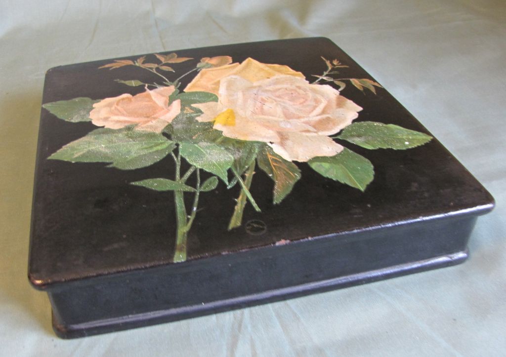 Lovely Papier Mache Handkerchief Box, Roses Lovely Papier Mache Handkerchief Box, Roses