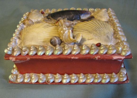 Lovely Victorian Shell Box, Sailor's Valentine Lovely Victorian Shell Box, Sailor's Valentine