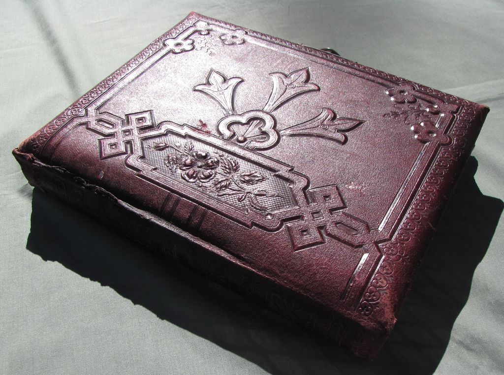 Lovely Antique Victorian Leather Photograph Album, Chromolithograph Pages Lovely Antique Victorian Leather Photograph Album, Chromolithograph Pages