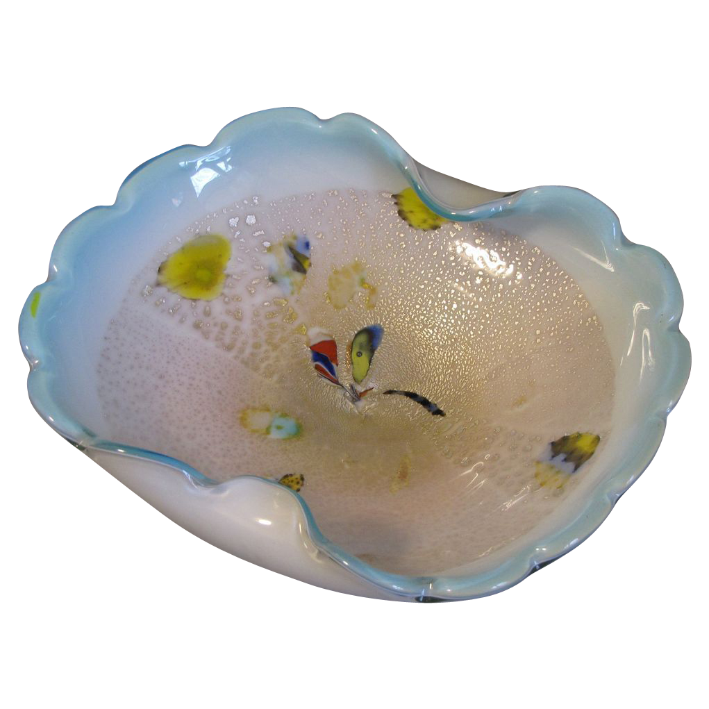 Lovely Vintage Murano Art Glass Bowl, Blue Lovely Vintage Murano Art Glass Bowl, Blue