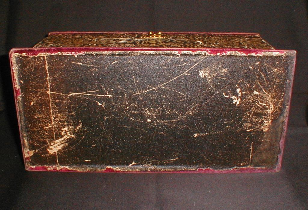 Wonderful Velvet Top, Embossed Keepsake Box Wonderful Velvet Top, Embossed Keepsake Box