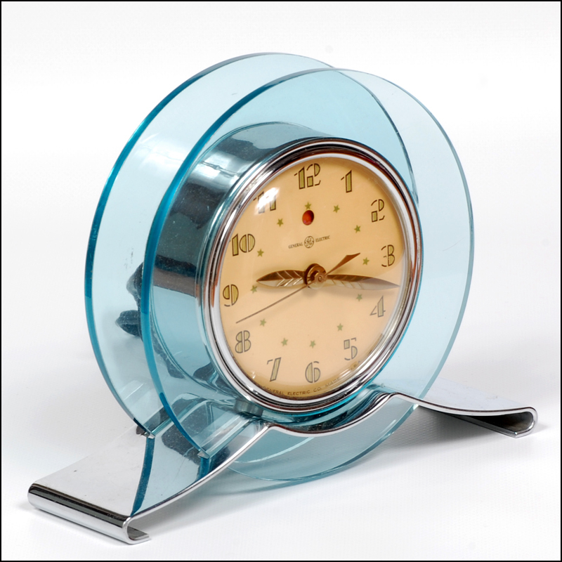 GE "Rapture" Electric Shelf Clock, Model 3H160 GE "Rapture" Electric Shelf Clock, Model 3H160