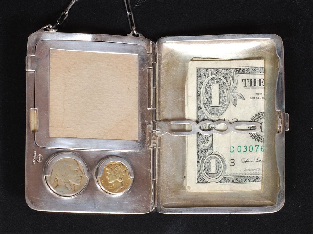 Antique Sterling Silver Vanity Coin & Cigarette & Make-up Case Antique Sterling Silver Vanity Coin & Cigarette & Make-up Case