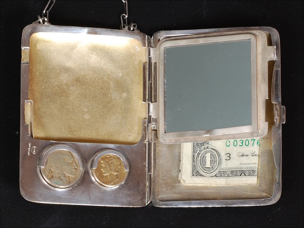 Antique Sterling Silver Vanity Coin & Cigarette & Make-up Case Antique Sterling Silver Vanity Coin & Cigarette & Make-up Case