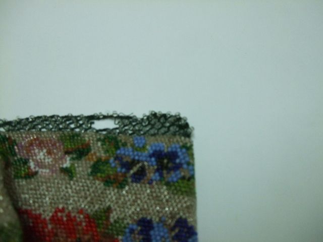Beaded Bag With Floral Designs Beaded Bag With Floral Designs
