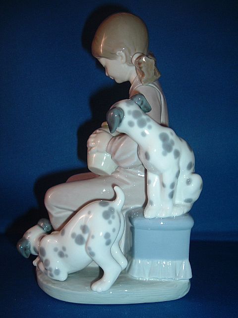 Lladro Figurine "Sweety" #1248 Lladro Figurine "Sweety" #1248