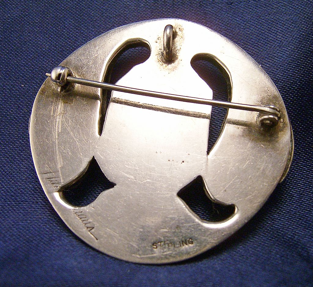 HILDA KRAUS Mid Century Sterling Cameo Pendant Brooch HILDA KRAUS Mid Century Sterling Cameo Pendant Brooch