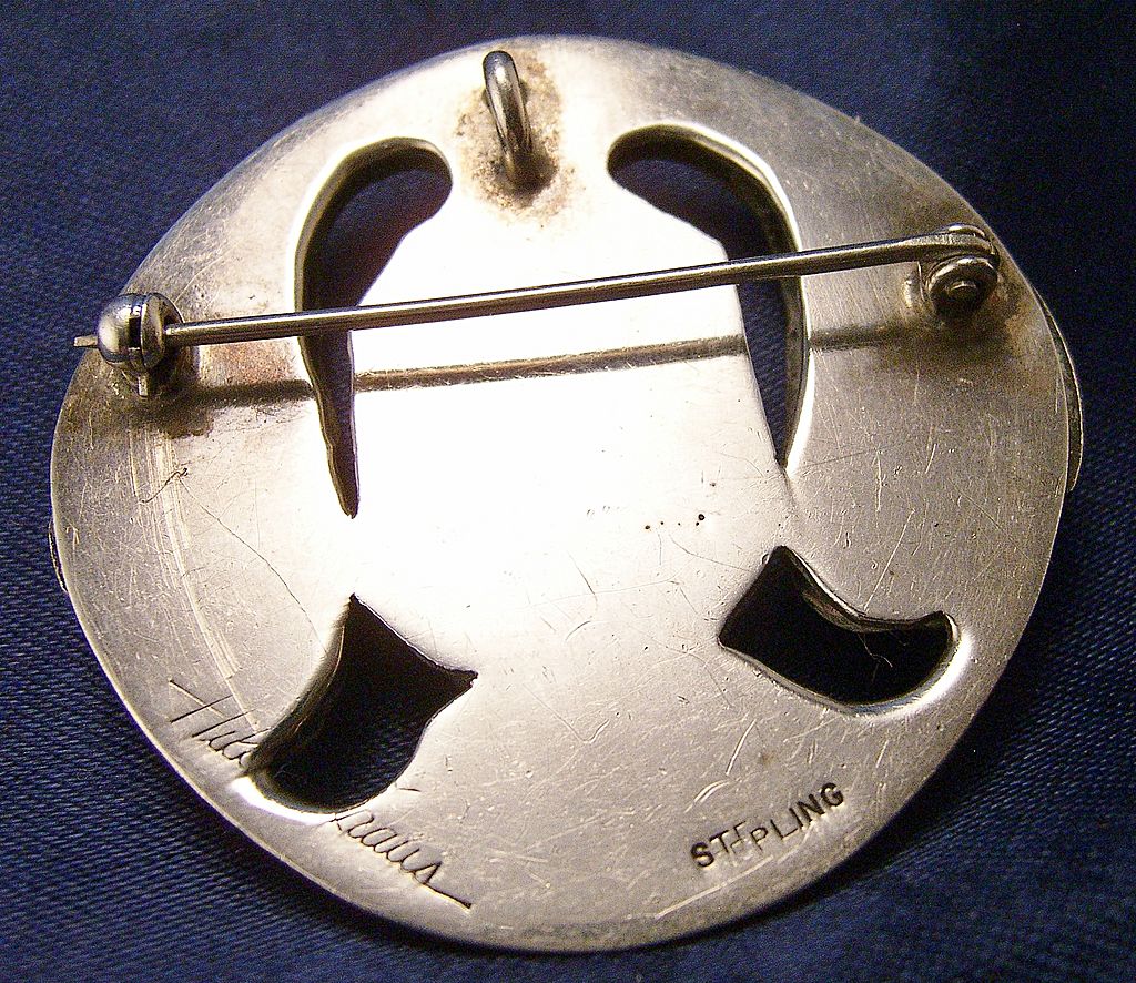 HILDA KRAUS Mid Century Sterling Cameo Pendant Brooch HILDA KRAUS Mid Century Sterling Cameo Pendant Brooch