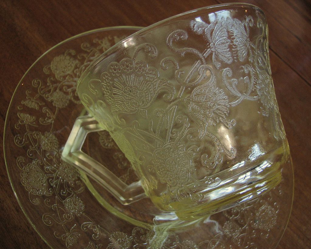 Depression Glass Florentine #2, Yellow cup saucer set, Hazel Atlas Depression Glass Florentine #2, Yellow cup saucer set, Hazel Atlas