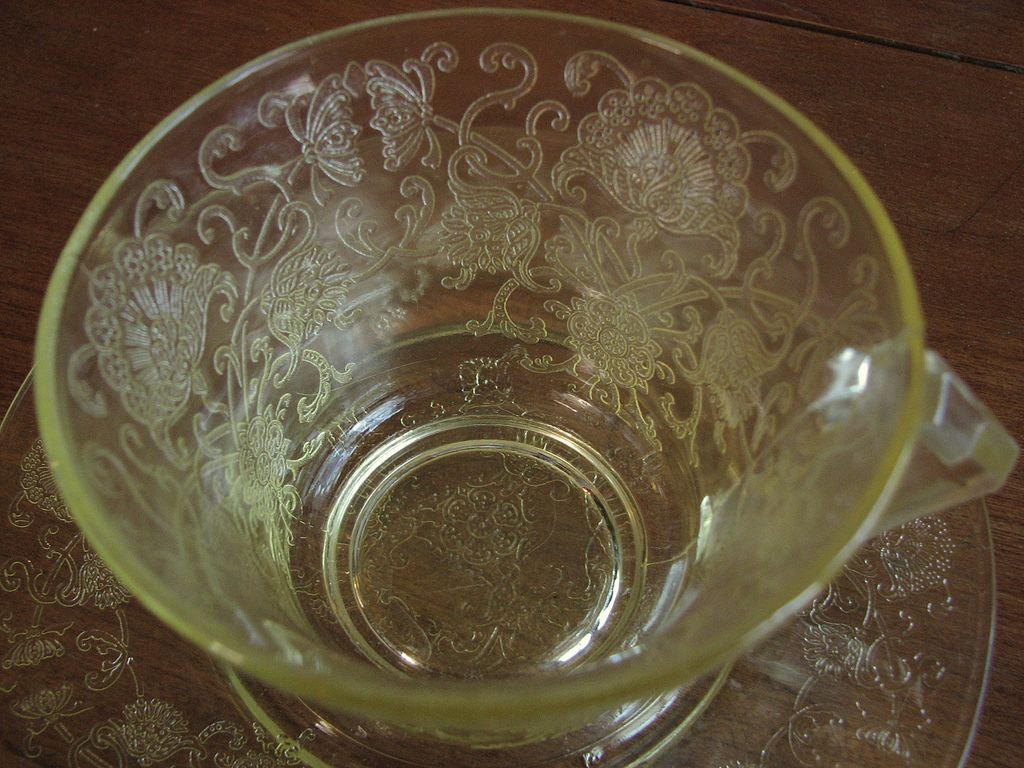 Depression Glass Florentine #2, Yellow cup saucer set, Hazel Atlas Depression Glass Florentine #2, Yellow cup saucer set, Hazel Atlas