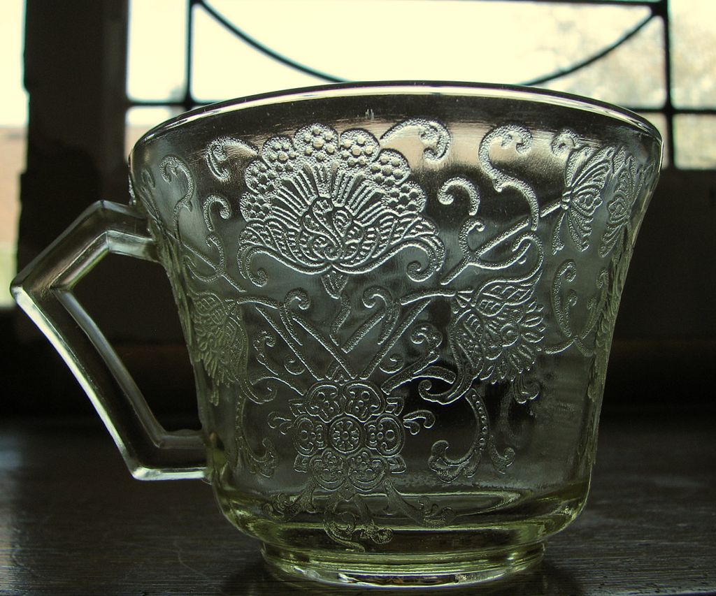 Depression Glass Florentine #2, Yellow cup saucer set, Hazel Atlas Depression Glass Florentine #2, Yellow cup saucer set, Hazel Atlas