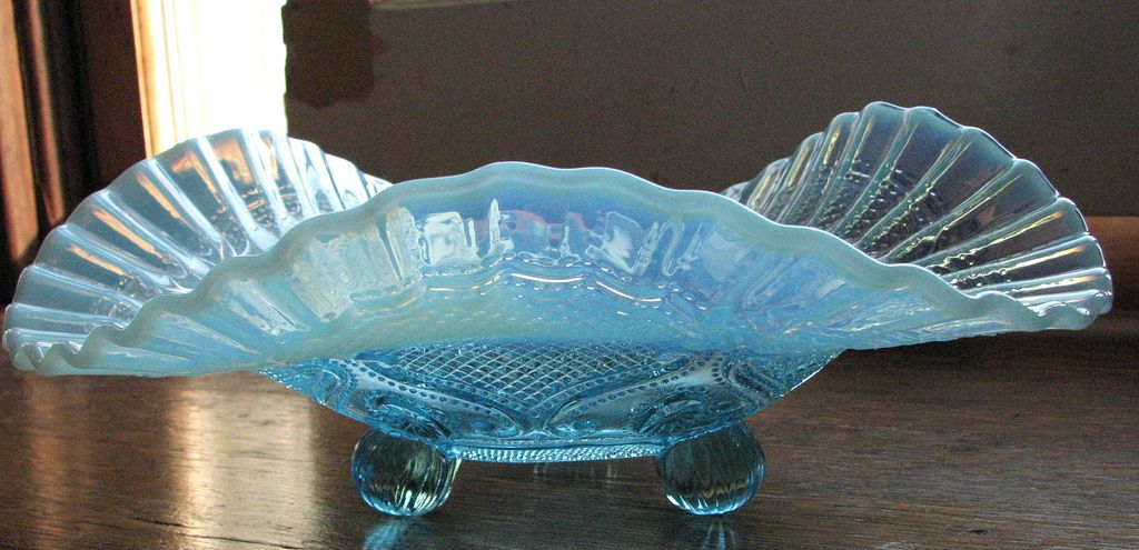Northwood Glass opalescent blue 'Lattice Medallions' Victorian card receiver bowl Northwood Glass opalescent blue 'Lattice Medallions' Victorian card receiver bowl