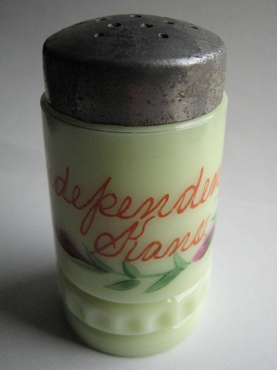 Heisey custard Eapg glass, 'Punty band' Victorian shaker set, souvenir Heisey custard Eapg glass, 'Punty band' Victorian shaker set, souvenir