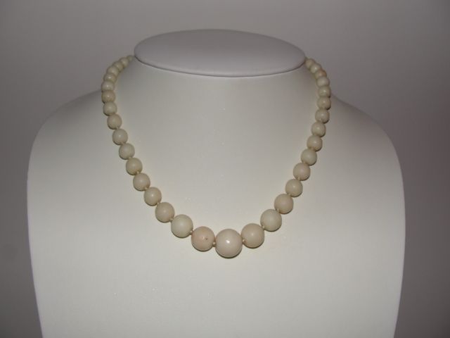 Graduated Angelskin Coral Necklace 800 Silver Graduated Angelskin Coral Necklace 800 Silver