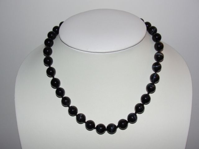Beautiful AAA Grade Blue Tiger Eye Bead Necklace and 14 kt Gold Beautiful AAA Grade Blue Tiger Eye Bead Necklace and 14 kt Gold