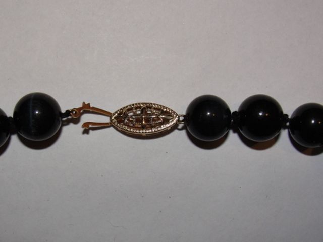 Beautiful AAA Grade Blue Tiger Eye Bead Necklace and 14 kt Gold Beautiful AAA Grade Blue Tiger Eye Bead Necklace and 14 kt Gold