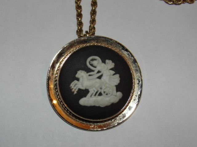 14 kt Gold Filled Black and White English Wedgwood Cameo Pendant Necklace Brooch 14 kt Gold Filled Black and White English Wedgwood Cameo Pendant Necklace Brooch