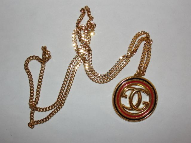18 kt Gold Plated Gucci Monogram Black and Red Enamel Pendant and Necklace 18 kt Gold Plated Gucci Monogram Black and Red Enamel Pendant and Necklace