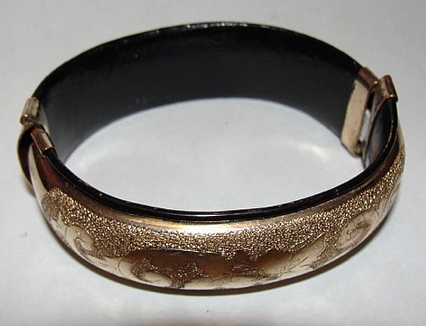 Victorian 14 kt Rolled Gold and Gutta Percha Bangle Bracelet Etched with Leaves and Vines Victorian 14 kt Rolled Gold and Gutta Percha Bangle Bracelet Etched with Leaves and Vines