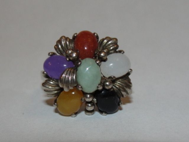 Natural Jade Cabochon Cocktail Ring Natural Jade Cabochon Cocktail Ring
