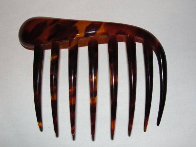 Medium Victorian Tortoise Shell Hair Comb Medium Victorian Tortoise Shell Hair Comb