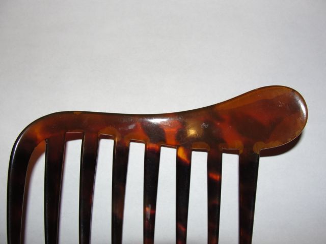 Medium Victorian Tortoise Shell Hair Comb Medium Victorian Tortoise Shell Hair Comb