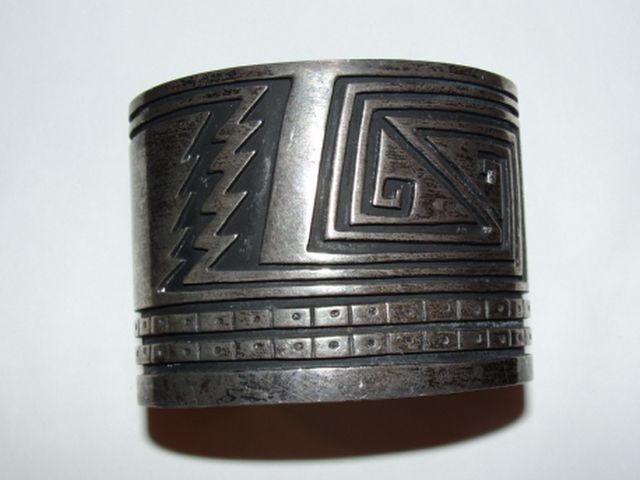 Sterling Silver Etched Tribal Massive Mexican Cuff Bracelet Sterling Silver Etched Tribal Massive Mexican Cuff Bracelet
