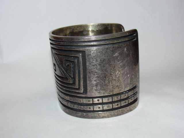 Sterling Silver Etched Tribal Massive Mexican Cuff Bracelet Sterling Silver Etched Tribal Massive Mexican Cuff Bracelet