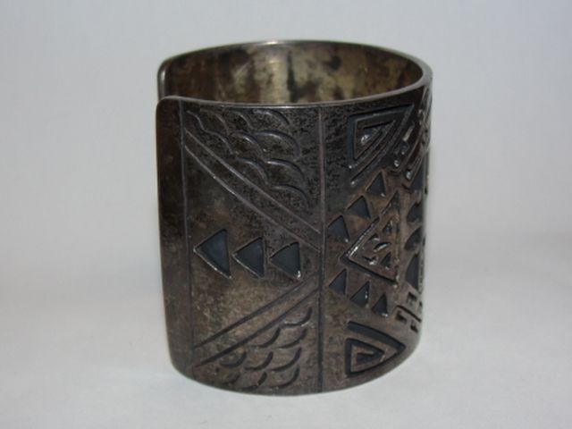 Sterling Silver Etched Massive Mexican Cuff Bracelet Unisex Sterling Silver Etched Massive Mexican Cuff Bracelet Unisex
