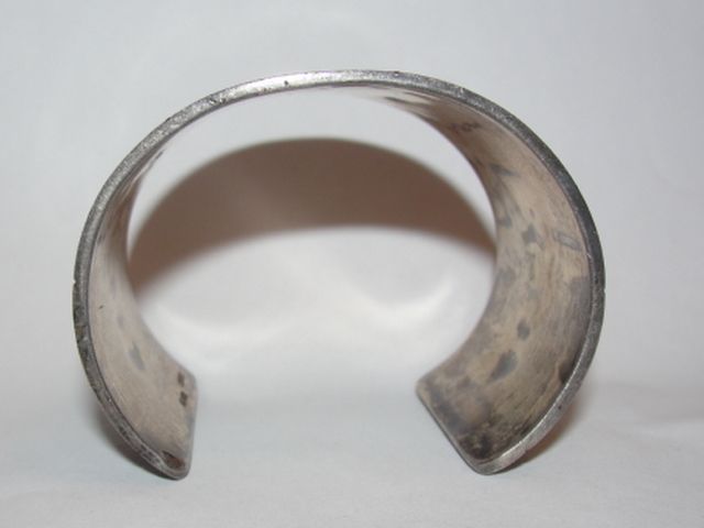 Sterling Silver Etched Massive Mexican Cuff Bracelet Unisex Sterling Silver Etched Massive Mexican Cuff Bracelet Unisex