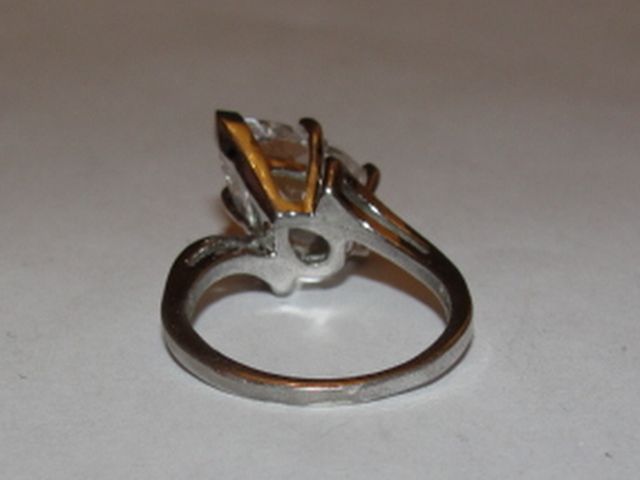 Art Deco Sterling Silver Pear Shaped Rock Crystal Quartz Cocktail Ring Art Deco Sterling Silver Pear Shaped Rock Crystal Quartz Cocktail Ring