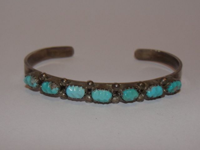 Native American Zuni Sterling Silver and Nugget Turquoise Cuff Bracelet Native American Zuni Sterling Silver and Nugget Turquoise Cuff Bracelet