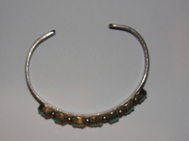 Native American Zuni Sterling Silver and Nugget Turquoise Cuff Bracelet Native American Zuni Sterling Silver and Nugget Turquoise Cuff Bracelet