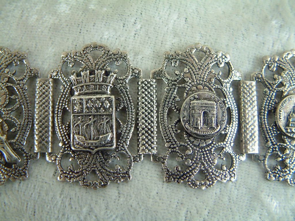 Vintage Paris France Grand Tour Souvenir Bracelet Vintage Paris France Grand Tour Souvenir Bracelet
