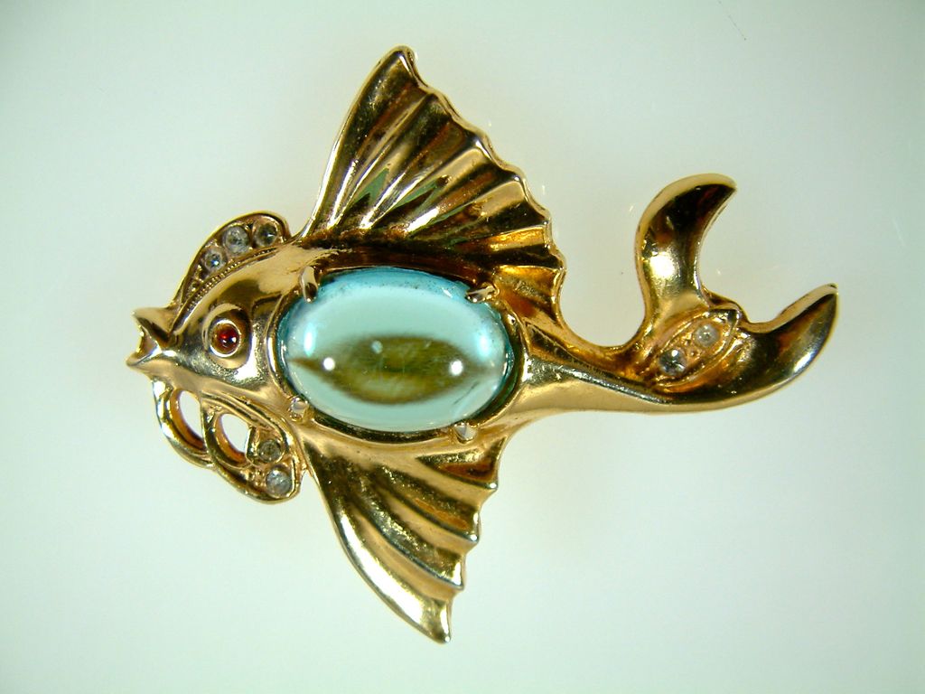 Vintage Blue Jelly Belly Fish Brooch Vintage Blue Jelly Belly Fish Brooch