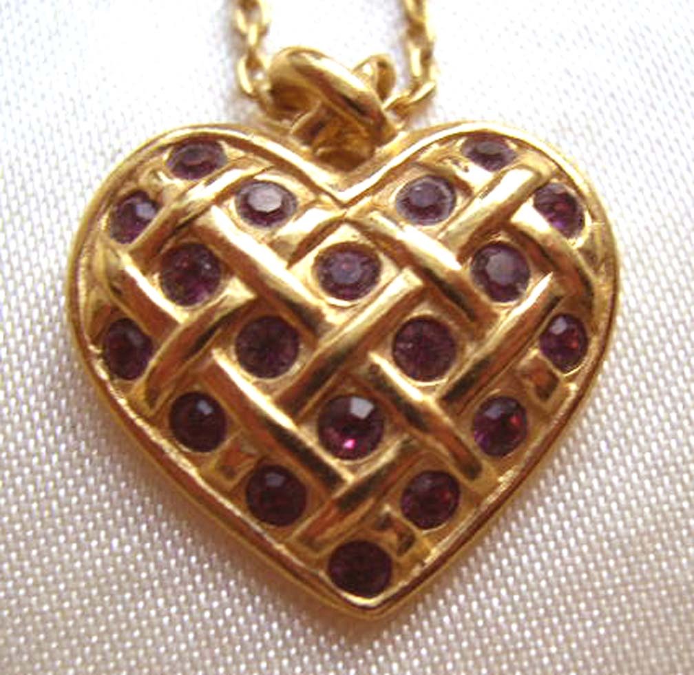 Avon Heart Shaped Ruby Red Rhinestones Neckace Avon Heart Shaped Ruby Red Rhinestones Neckace