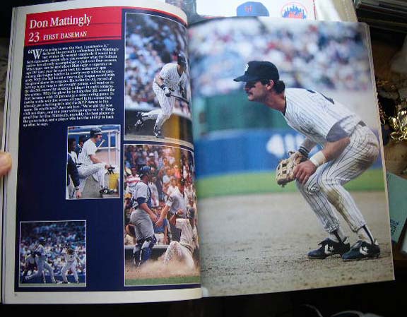 1988 New York Yankees Official Yearbook - 39th Edition 1988 New York Yankees Official Yearbook - 39th Edition