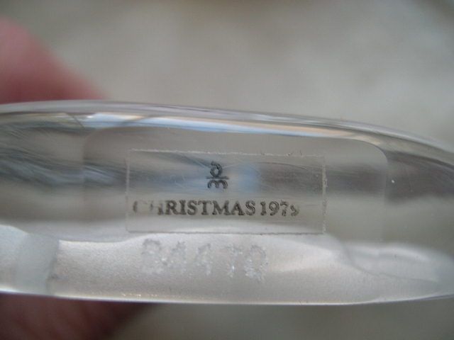 Danbury Mint Solid Lead Crystal Mother and Child Paperweight Danbury Mint Solid Lead Crystal Mother and Child Paperweight
