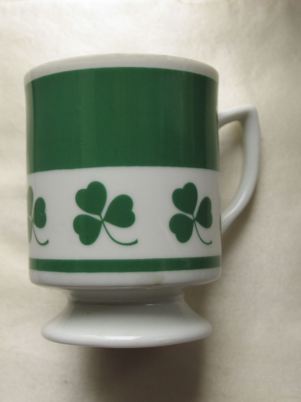 Three Lefton Green Shamrock Clover Irish Coffee Footed Mug Mugs Three Lefton Green Shamrock Clover Irish Coffee Footed Mug Mugs