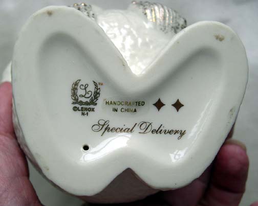 LENOX - "Special Delivery" Snowman - retired! New in Box! LENOX - "Special Delivery" Snowman - retired! New in Box!