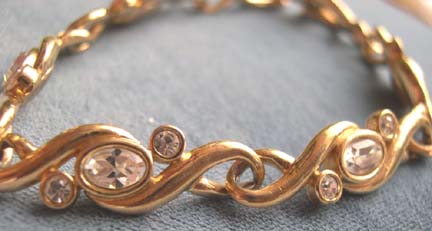 SWAROVSKI Crystal Rhinestone Goldtone Bracelet- Retired SWAROVSKI Crystal Rhinestone Goldtone Bracelet- Retired