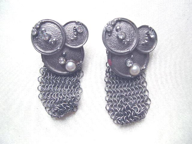 Vintage Whiting Davis Dangling Pierced Earrings Vintage Whiting Davis Dangling Pierced Earrings