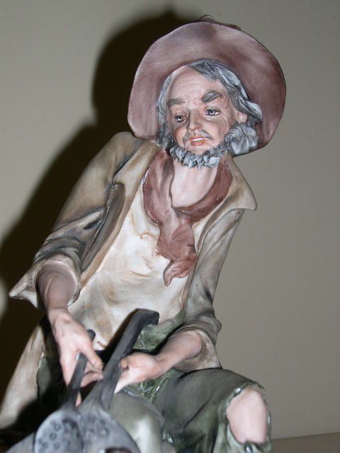 Limited Edition Capodimonte Old Man Figurine Signed by Nico Venzo Limited Edition Capodimonte Old Man Figurine Signed by Nico Venzo