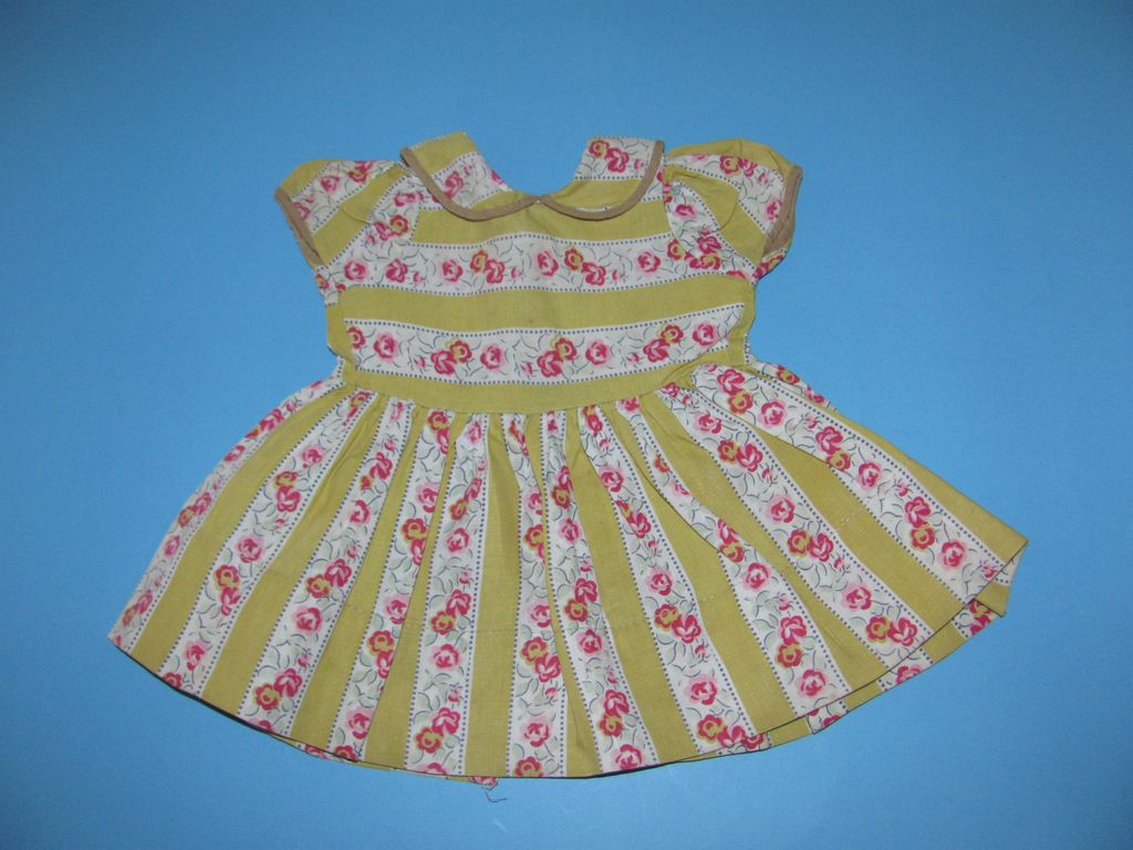 1950's Flower Print Doll Dress - For Hard Plastic Dolls 1950's Flower Print Doll Dress - For Hard Plastic Dolls