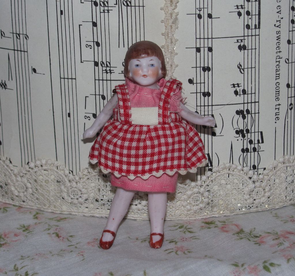 Miniature German Bisque Dollhouse Girl - Bobbed Hair Miniature German Bisque Dollhouse Girl - Bobbed Hair