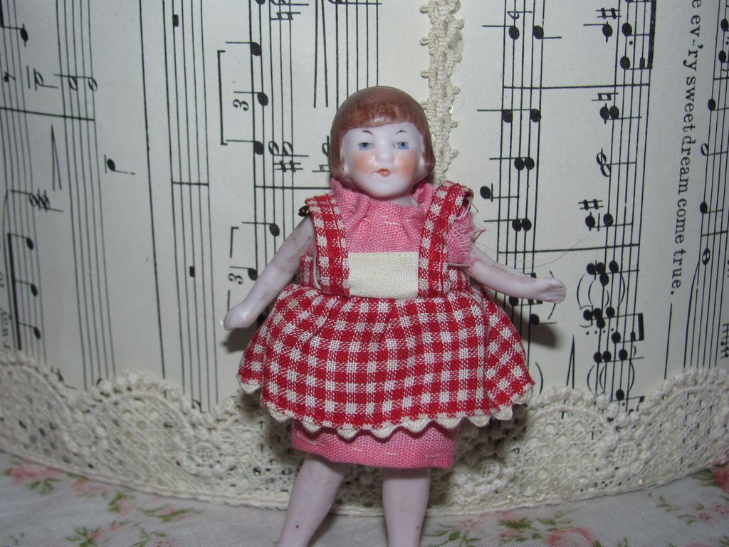 Miniature German Bisque Dollhouse Girl - Bobbed Hair Miniature German Bisque Dollhouse Girl - Bobbed Hair