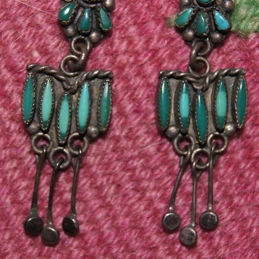 Vintage Zuni Turquoise Earrings Vintage Zuni Turquoise Earrings